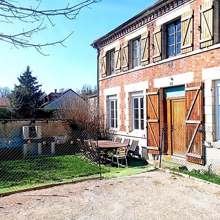 Gite Au Calme De La Campagne, Jardin, Billard, Parking Ecury-sur-Coole Dış mekan fotoğraf